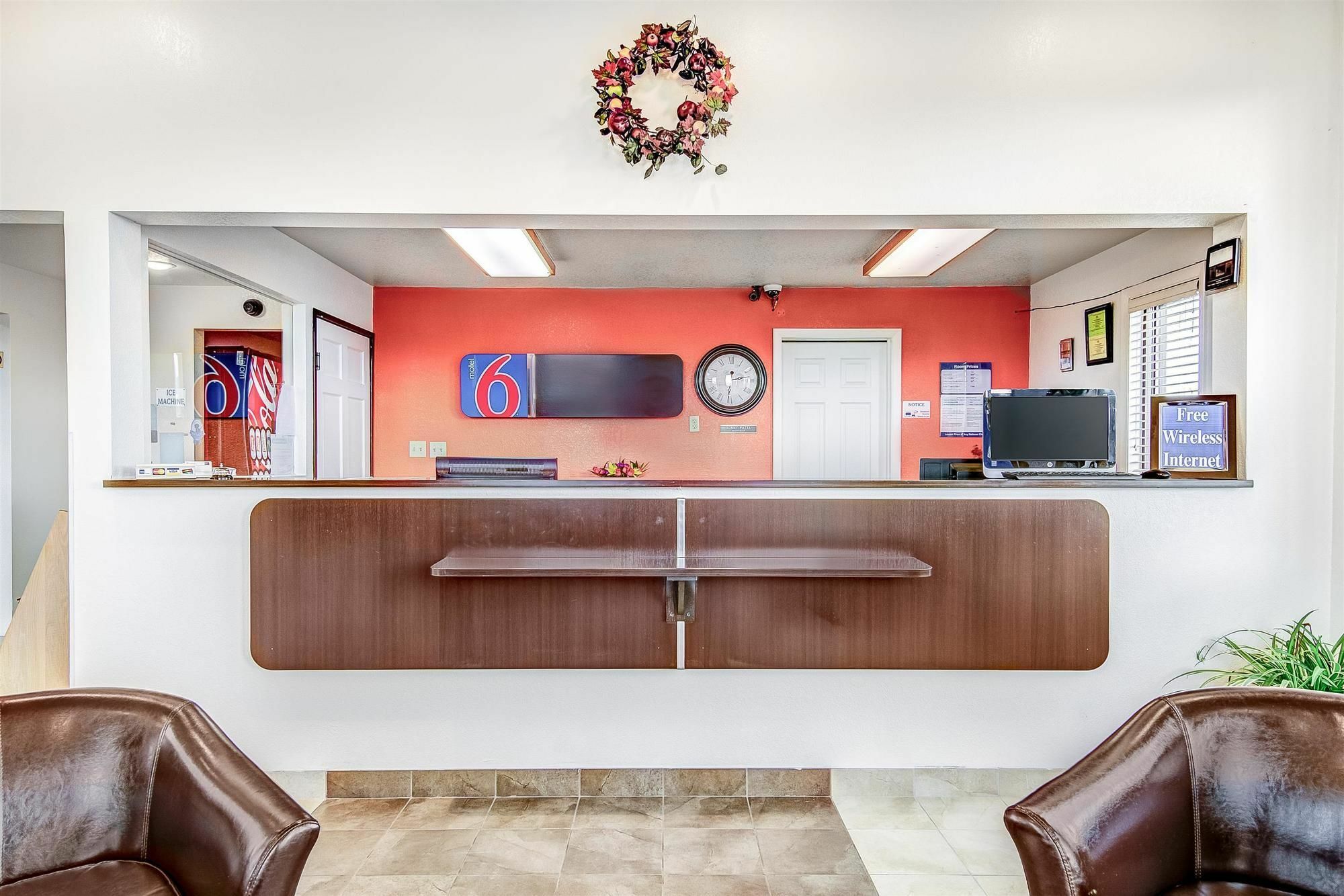 Motel 6-Colby, Ks Exterior photo